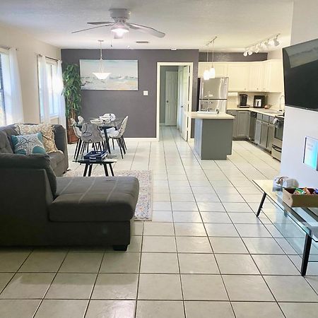 Sunshine Acre 2B 2B King Master Suite, Big Yard Davie Exterior photo
